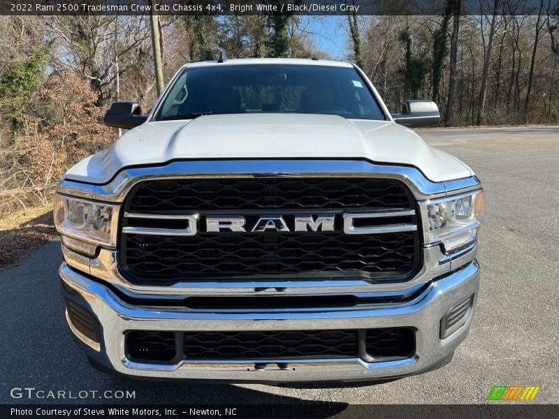 Bright White / Black/Diesel Gray 2022 Ram 2500 Tradesman Crew Cab Chassis 4x4