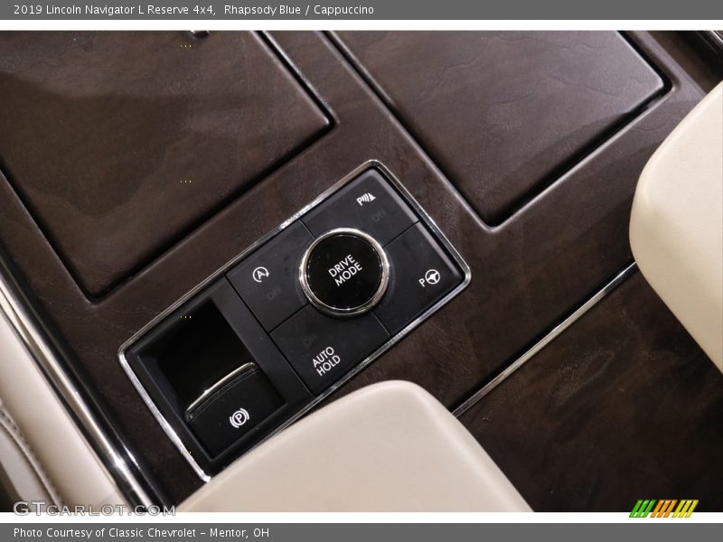 Rhapsody Blue / Cappuccino 2019 Lincoln Navigator L Reserve 4x4