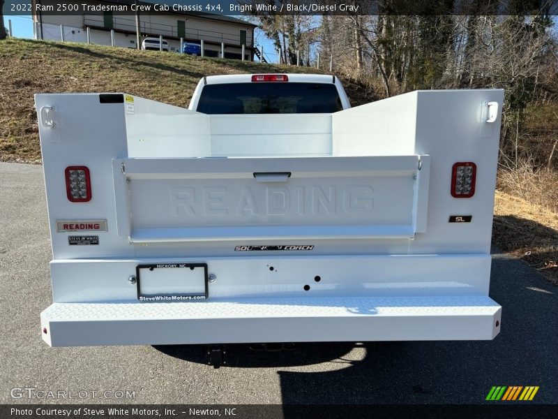 Bright White / Black/Diesel Gray 2022 Ram 2500 Tradesman Crew Cab Chassis 4x4