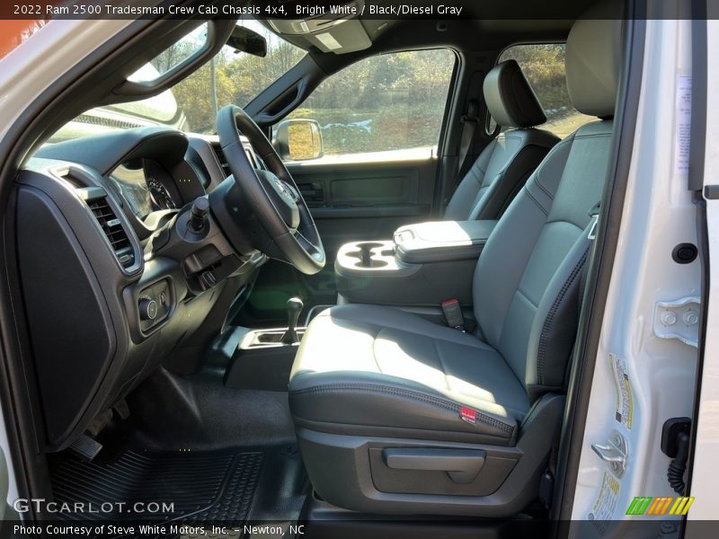 Bright White / Black/Diesel Gray 2022 Ram 2500 Tradesman Crew Cab Chassis 4x4