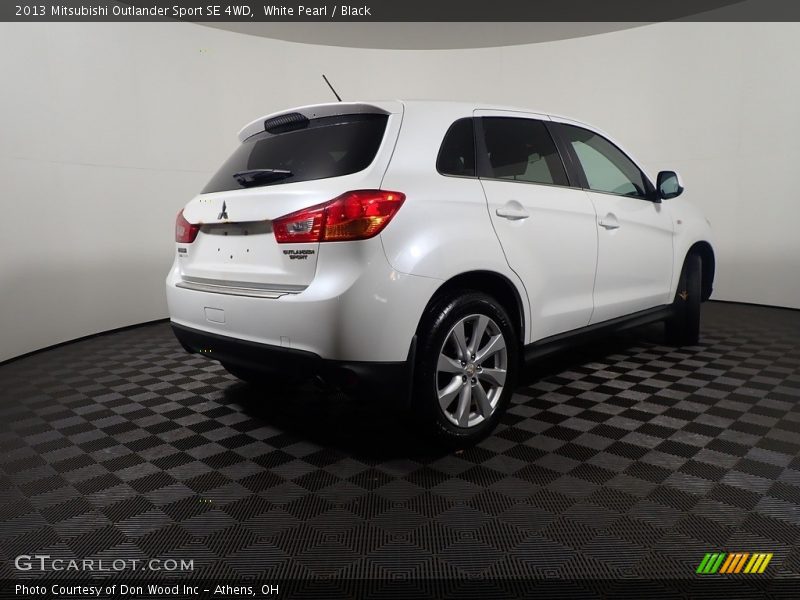 White Pearl / Black 2013 Mitsubishi Outlander Sport SE 4WD