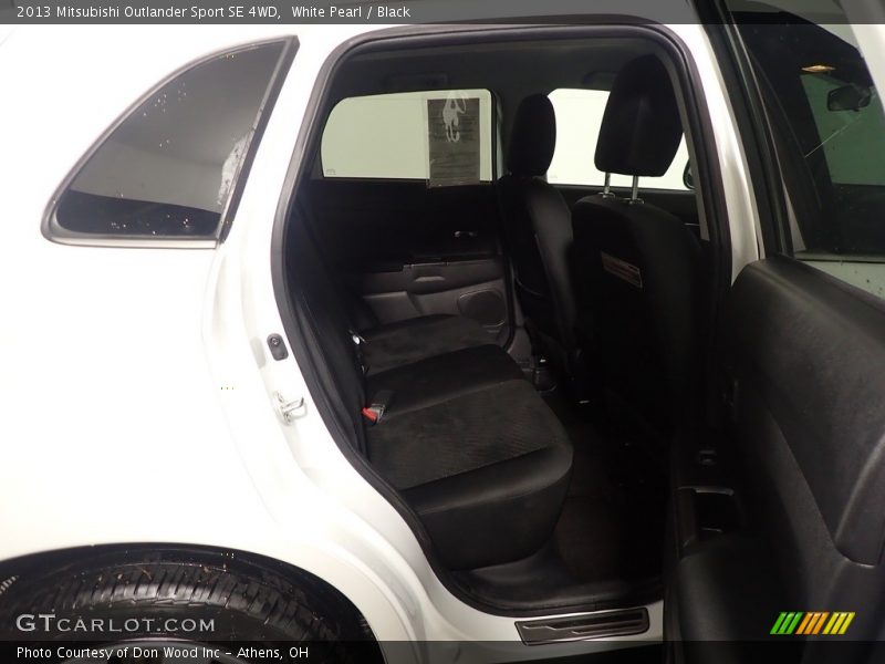 White Pearl / Black 2013 Mitsubishi Outlander Sport SE 4WD
