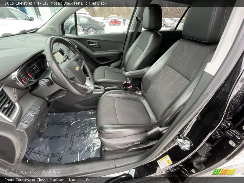 Mosaic Black Metallic / Jet Black 2019 Chevrolet Trax LT