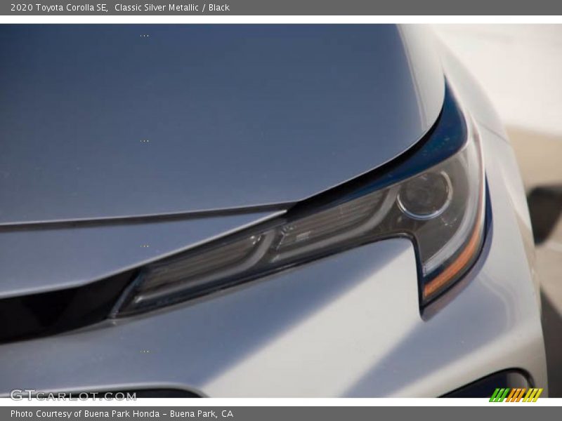Classic Silver Metallic / Black 2020 Toyota Corolla SE
