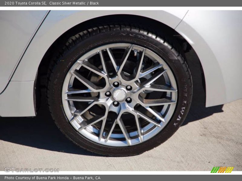 Classic Silver Metallic / Black 2020 Toyota Corolla SE