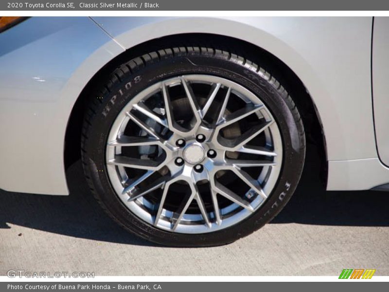 Classic Silver Metallic / Black 2020 Toyota Corolla SE