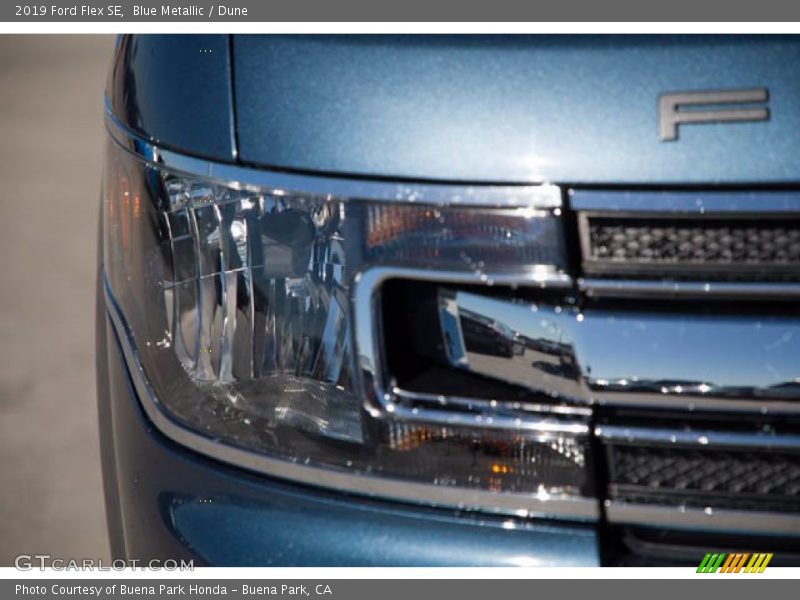 Blue Metallic / Dune 2019 Ford Flex SE