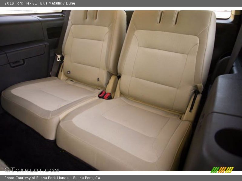 Blue Metallic / Dune 2019 Ford Flex SE