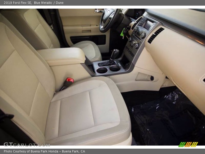 Blue Metallic / Dune 2019 Ford Flex SE