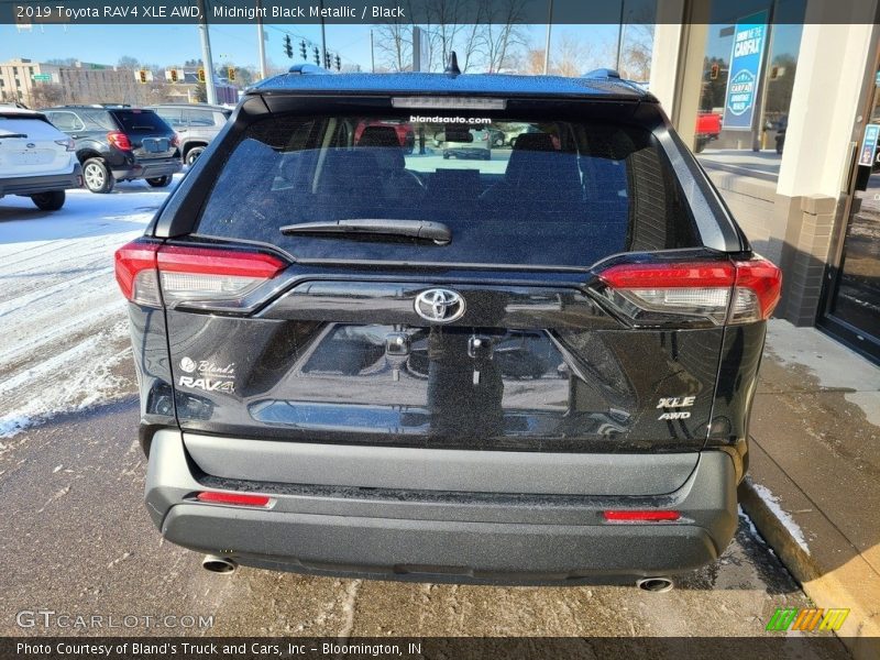 Midnight Black Metallic / Black 2019 Toyota RAV4 XLE AWD