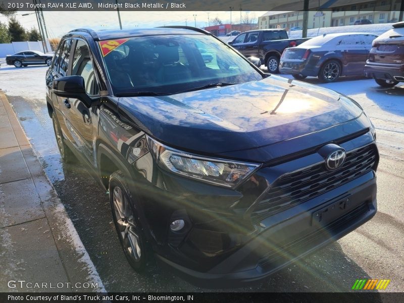 Midnight Black Metallic / Black 2019 Toyota RAV4 XLE AWD