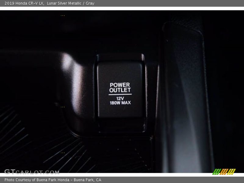 Lunar Silver Metallic / Gray 2019 Honda CR-V LX