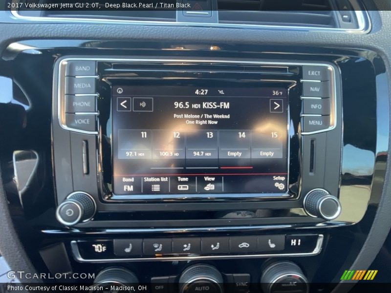 Controls of 2017 Jetta GLI 2.0T