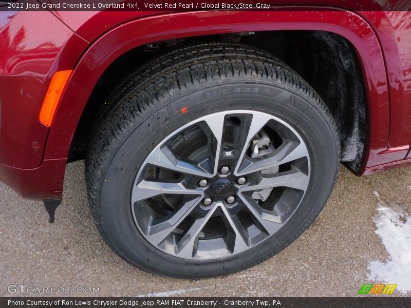 Velvet Red Pearl / Global Black/Steel Gray 2022 Jeep Grand Cherokee L Overland 4x4