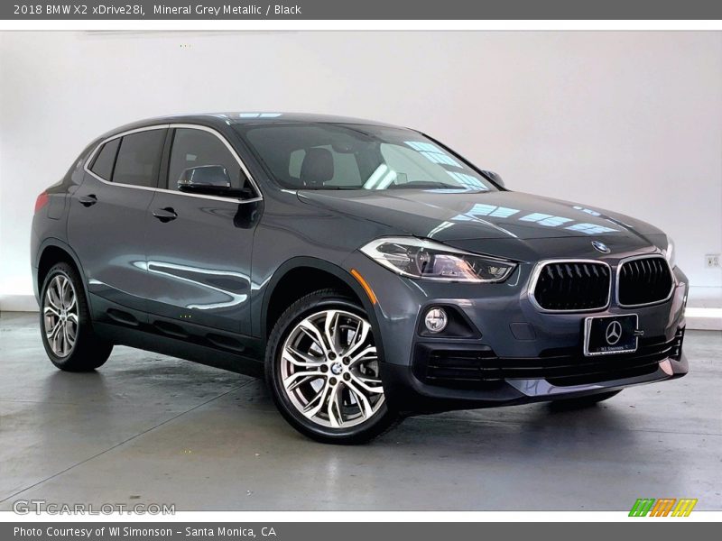 Mineral Grey Metallic / Black 2018 BMW X2 xDrive28i