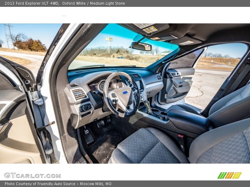 Oxford White / Medium Light Stone 2013 Ford Explorer XLT 4WD