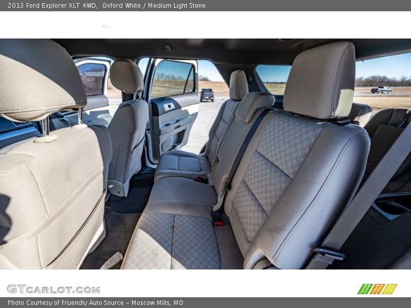 Oxford White / Medium Light Stone 2013 Ford Explorer XLT 4WD