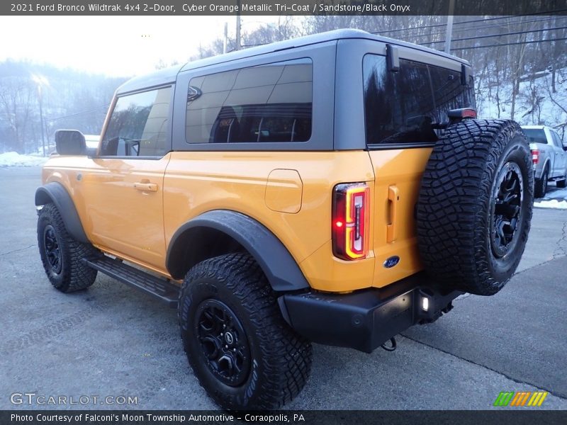 Cyber Orange Metallic Tri-Coat / Sandstone/Black Onyx 2021 Ford Bronco Wildtrak 4x4 2-Door