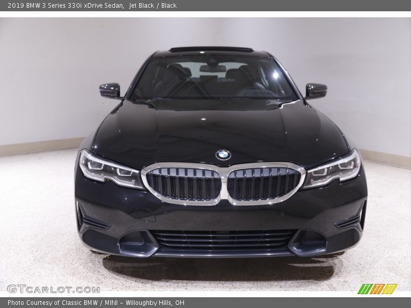 Jet Black / Black 2019 BMW 3 Series 330i xDrive Sedan