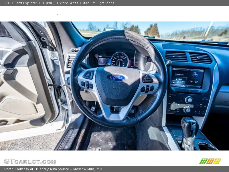 Oxford White / Medium Light Stone 2013 Ford Explorer XLT 4WD
