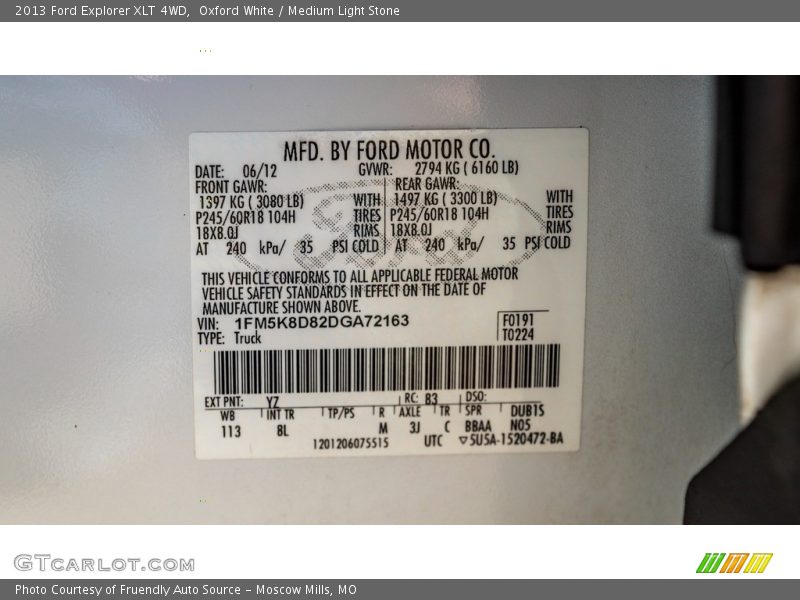 Oxford White / Medium Light Stone 2013 Ford Explorer XLT 4WD