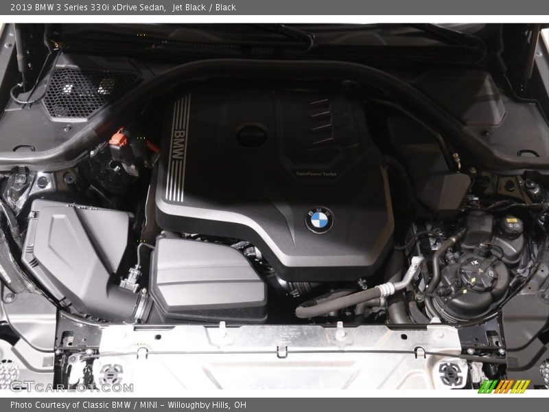 Jet Black / Black 2019 BMW 3 Series 330i xDrive Sedan