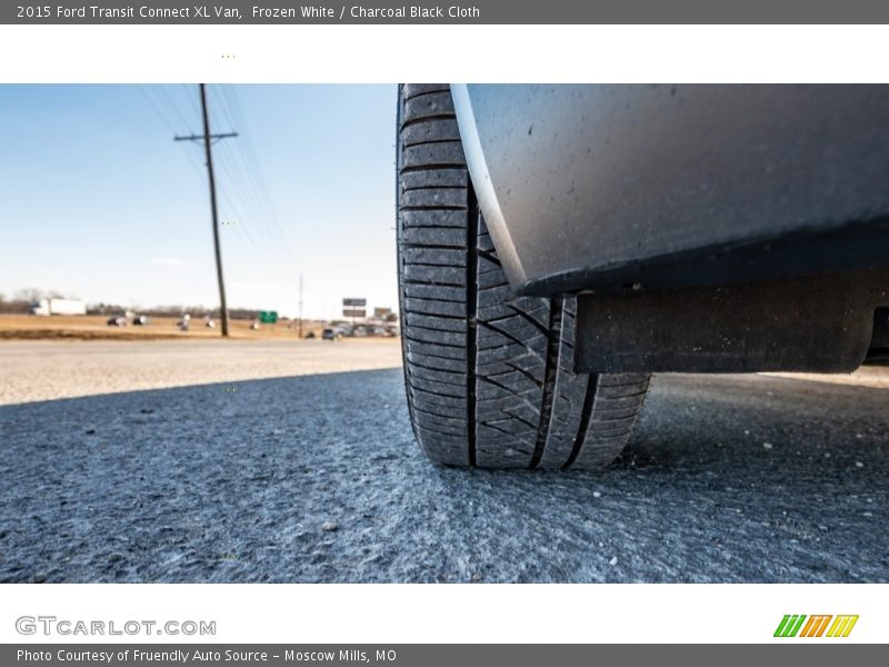 Frozen White / Charcoal Black Cloth 2015 Ford Transit Connect XL Van