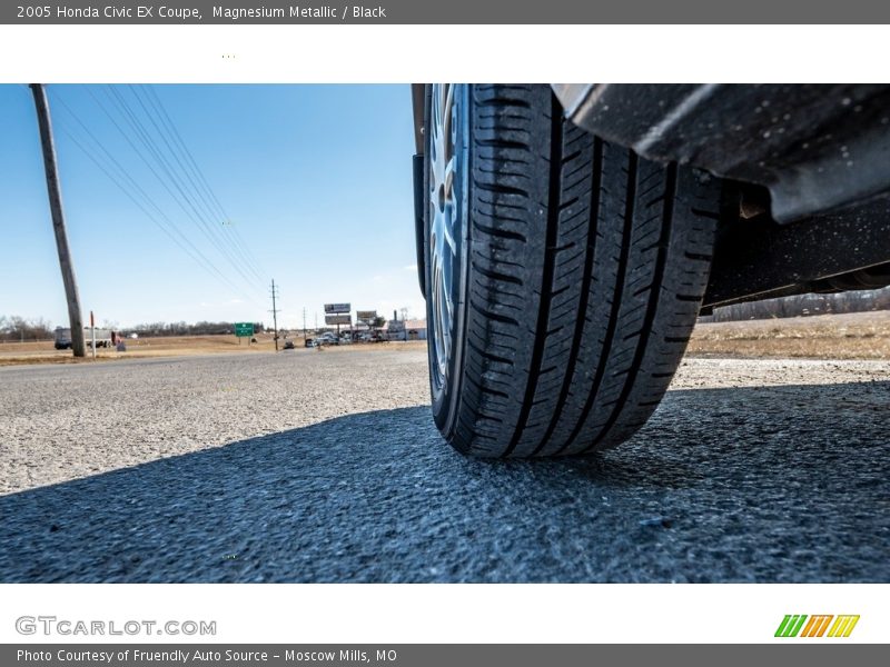 Magnesium Metallic / Black 2005 Honda Civic EX Coupe