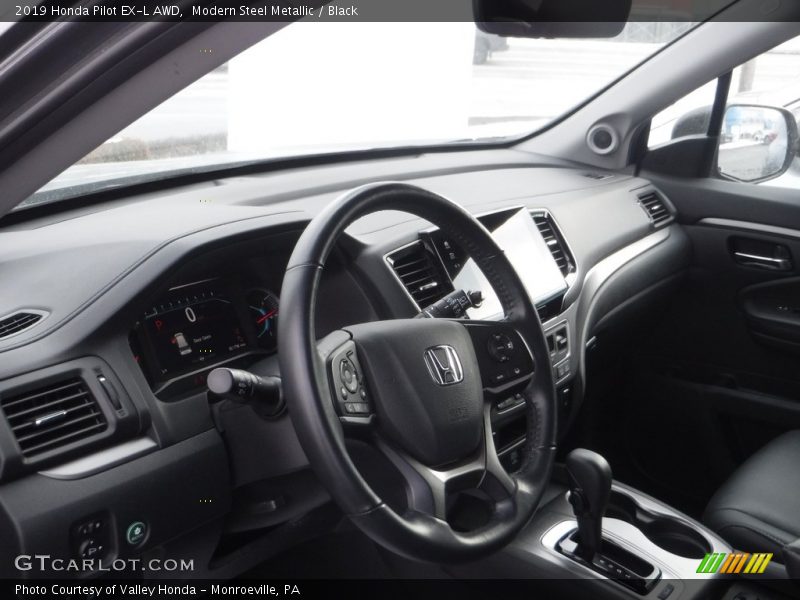 Modern Steel Metallic / Black 2019 Honda Pilot EX-L AWD