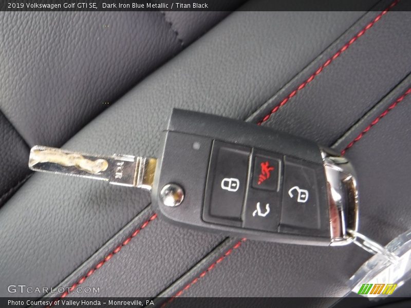 Dark Iron Blue Metallic / Titan Black 2019 Volkswagen Golf GTI SE