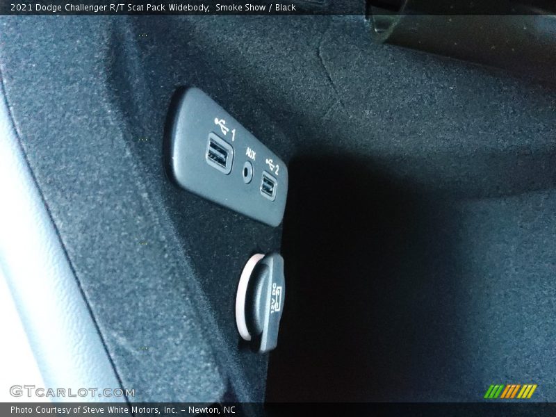 Smoke Show / Black 2021 Dodge Challenger R/T Scat Pack Widebody
