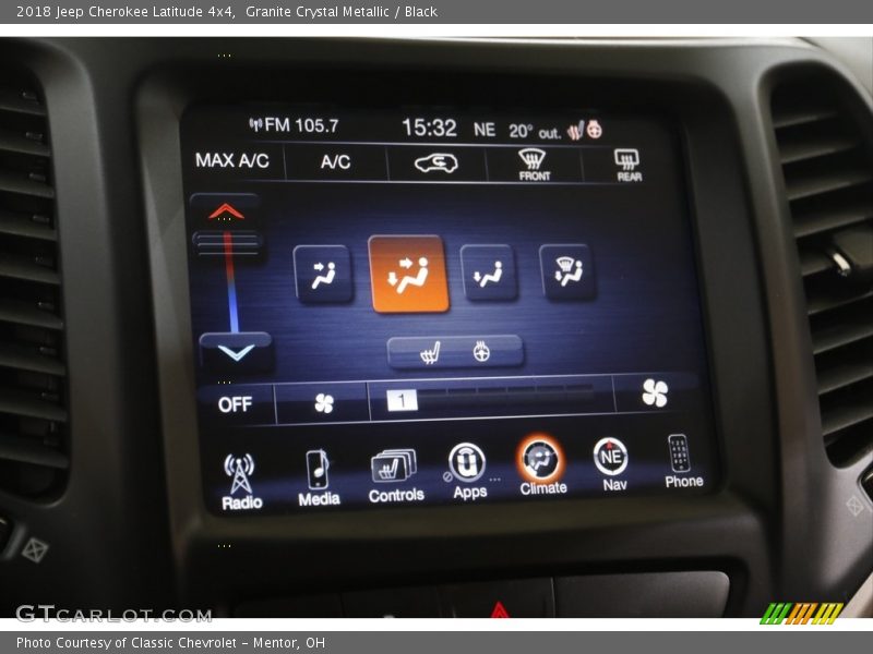 Granite Crystal Metallic / Black 2018 Jeep Cherokee Latitude 4x4