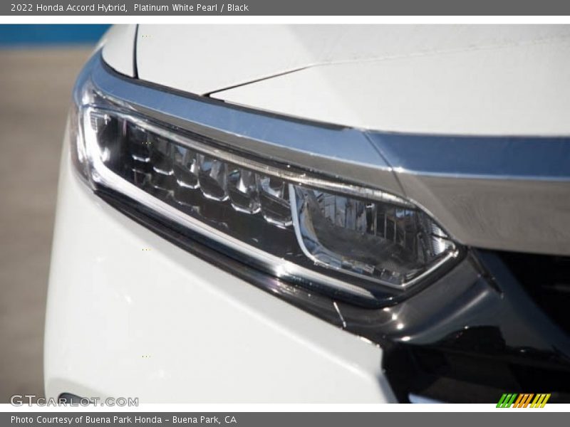 Platinum White Pearl / Black 2022 Honda Accord Hybrid