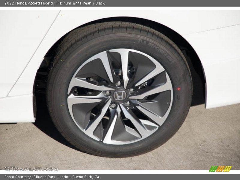 Platinum White Pearl / Black 2022 Honda Accord Hybrid