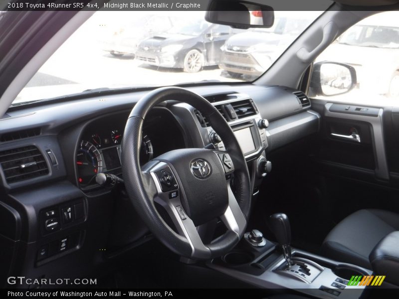 Midnight Black Metallic / Graphite 2018 Toyota 4Runner SR5 4x4