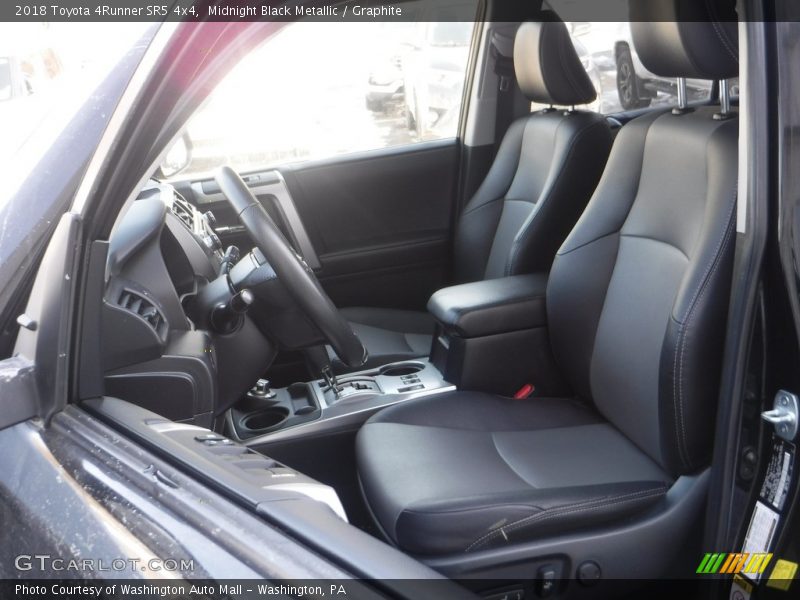 Midnight Black Metallic / Graphite 2018 Toyota 4Runner SR5 4x4
