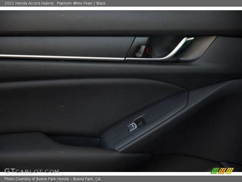 Platinum White Pearl / Black 2022 Honda Accord Hybrid