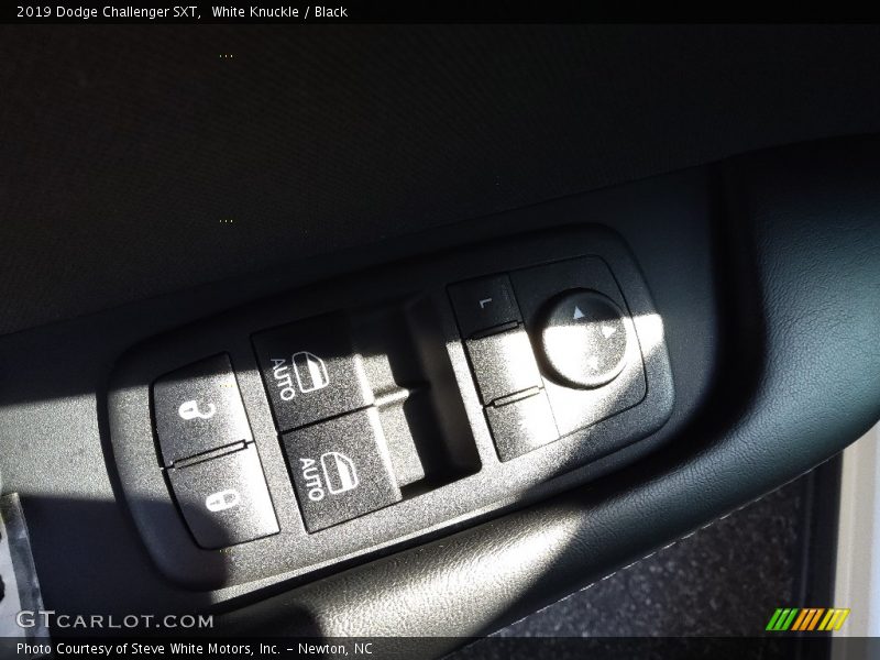 White Knuckle / Black 2019 Dodge Challenger SXT
