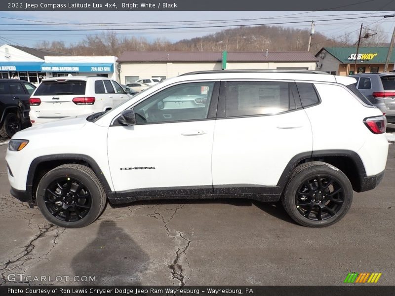 Bright White / Black 2022 Jeep Compass Latitude Lux 4x4