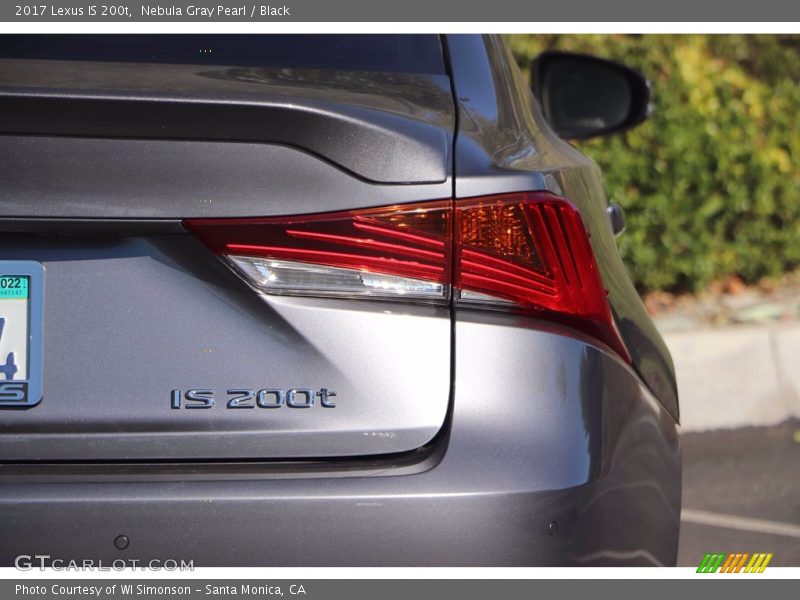  2017 IS 200t Logo