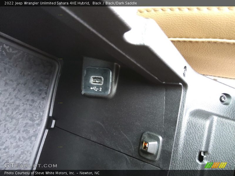 Black / Black/Dark Saddle 2022 Jeep Wrangler Unlimited Sahara 4XE Hybrid