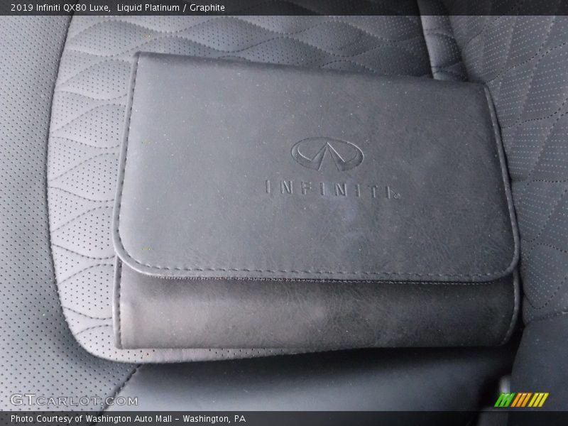 Liquid Platinum / Graphite 2019 Infiniti QX80 Luxe