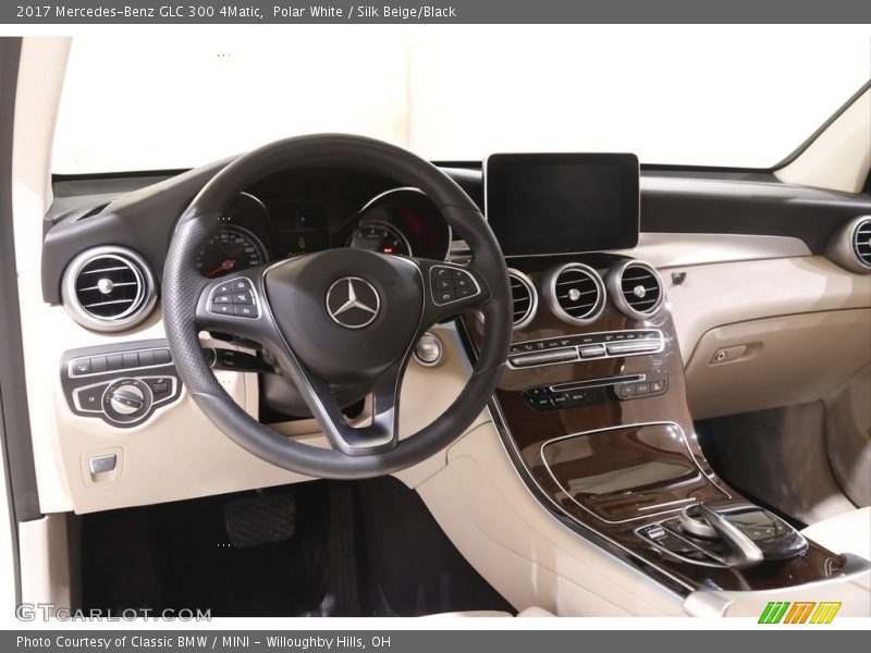Polar White / Silk Beige/Black 2017 Mercedes-Benz GLC 300 4Matic