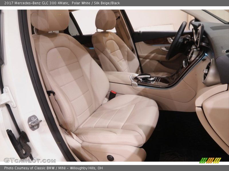 Polar White / Silk Beige/Black 2017 Mercedes-Benz GLC 300 4Matic