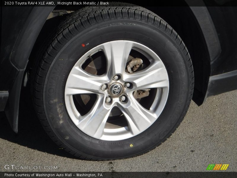 Midnight Black Metallic / Black 2020 Toyota RAV4 XLE AWD
