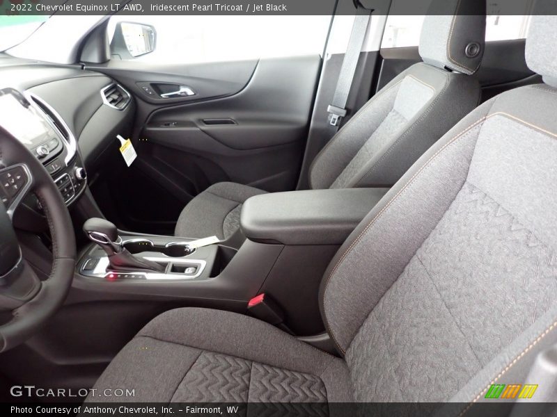 Iridescent Pearl Tricoat / Jet Black 2022 Chevrolet Equinox LT AWD