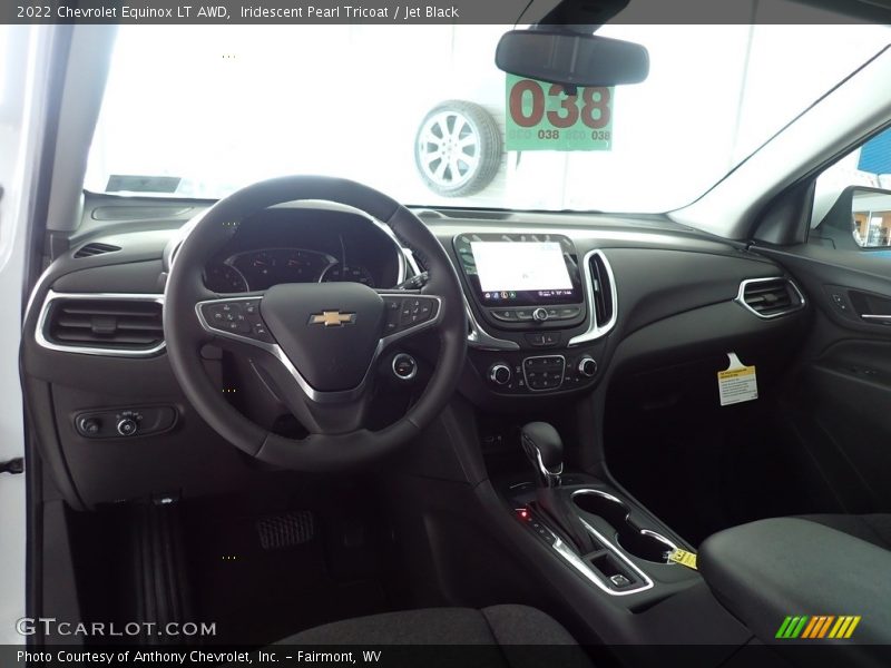 Iridescent Pearl Tricoat / Jet Black 2022 Chevrolet Equinox LT AWD