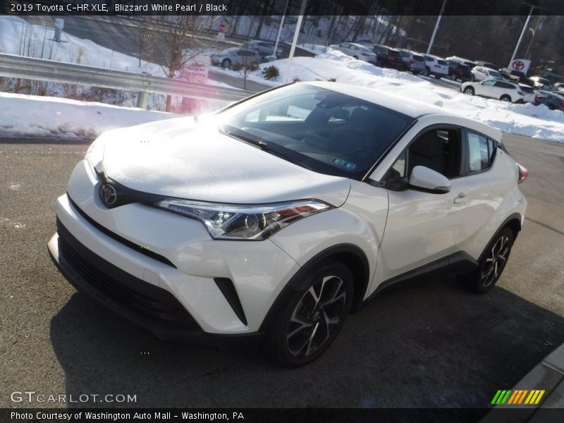 Blizzard White Pearl / Black 2019 Toyota C-HR XLE
