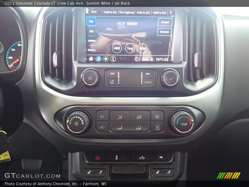 Summit White / Jet Black 2021 Chevrolet Colorado LT Crew Cab 4x4