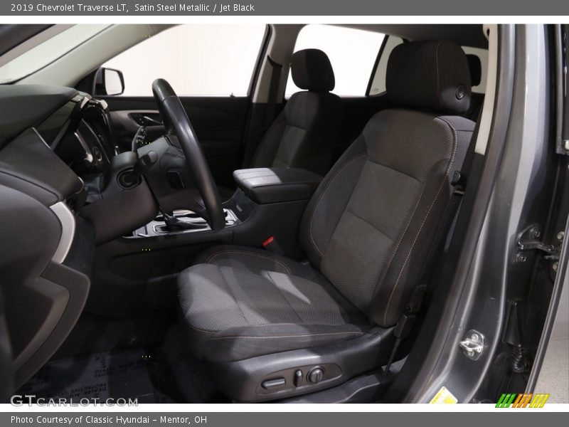Satin Steel Metallic / Jet Black 2019 Chevrolet Traverse LT